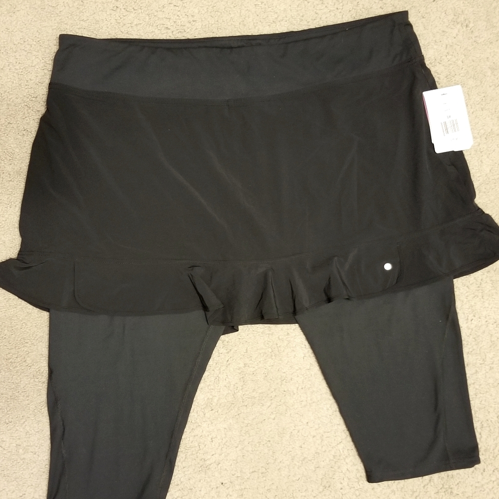 Ryka endurance capri with skirt